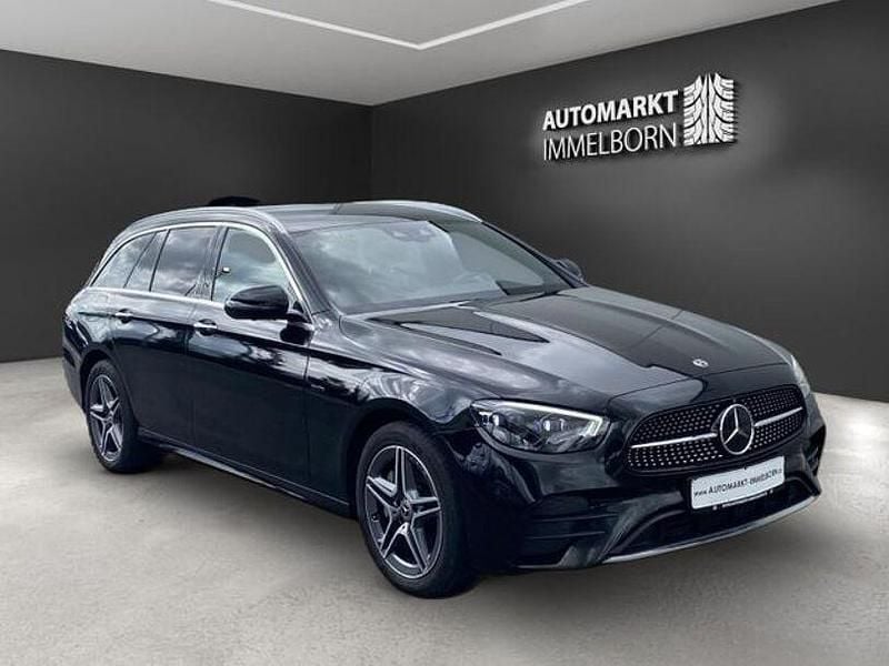 Gebraucht Mercedes E300 AMG 320 PS (235 kW) 2021 Ung. schwarz  unilack Kombi