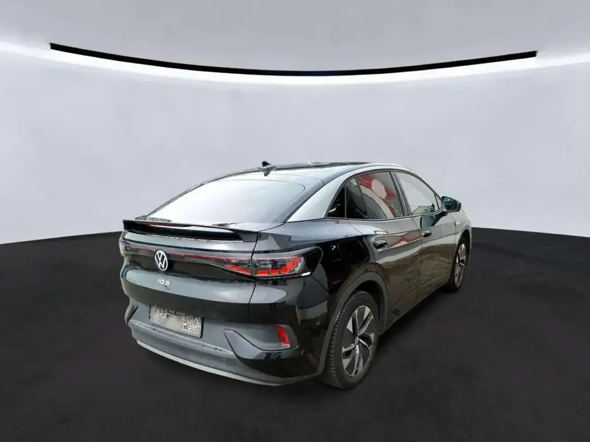 Gebraucht VW ID.5 Pro Performance 150 kW (204 PS) 2023 Grenadillschwarz metallic SUV