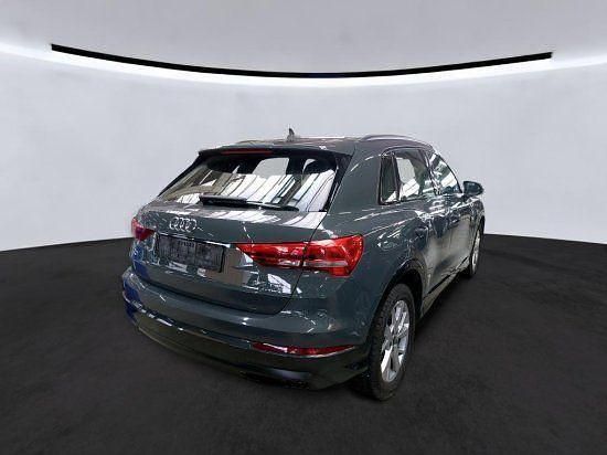 Gebraucht Audi Q3 Advanced 150 PS (110 kW) 2023 Nanograu (metallic) SUV