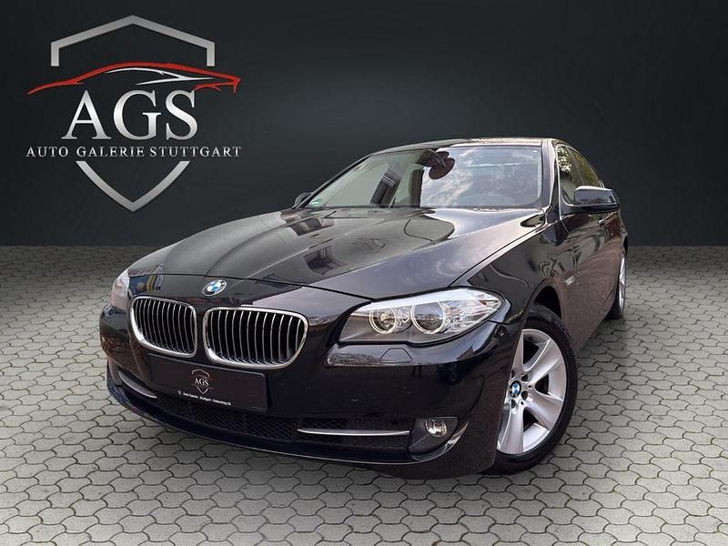 Schwarz Gebraucht 2012 BMW 520 Sport Line Limousine | 9.990 € (Guter Preis) - Bild 1/4