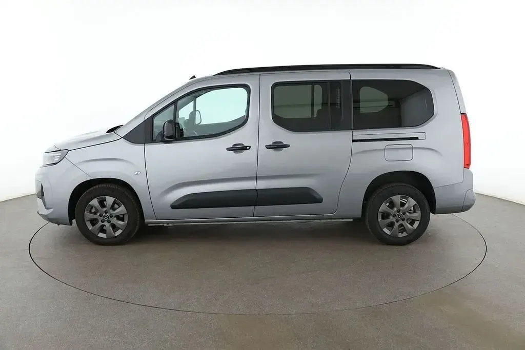 Gebraucht Opel Combo Life Edition 131 PS (96 kW) 2025 Grau Van / Kleinbus