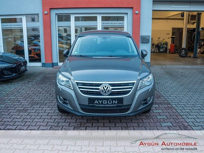 Gebraucht VW Tiguan Freestyle 170 PS (125 kW) 2011 Grau SUV