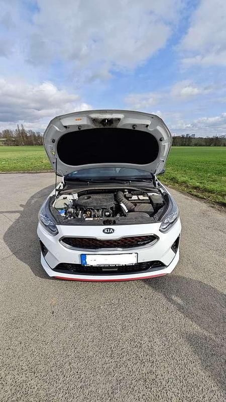 Gebraucht Kia ProCeed GT 204 PS (150 kW) 2021 Weiß Kombi