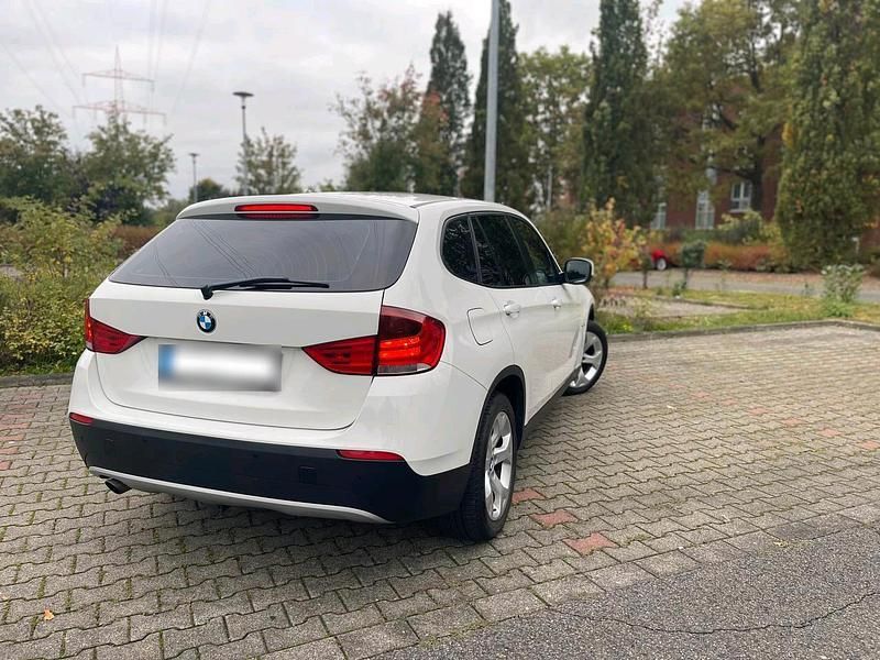 Gebraucht BMW X1 143 PS (105 kW) 2010 Weiß SUV