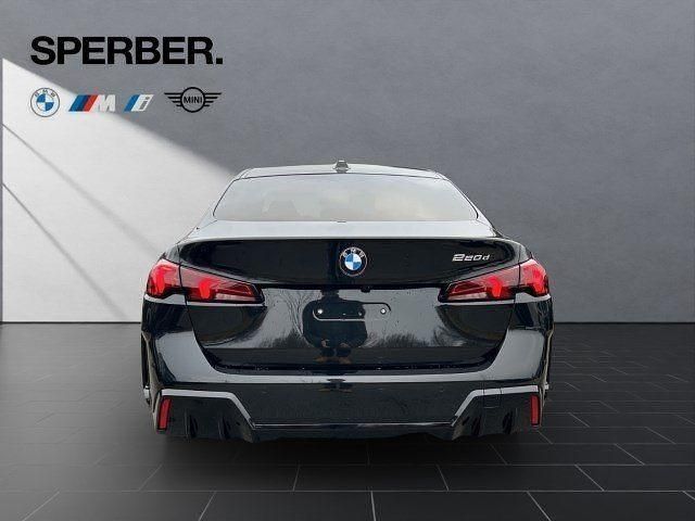 Gebraucht BMW 220 Efficient Dynamics 163 PS (119 kW) 2024 Schwarz (saphirschwarz metallic) Limousine