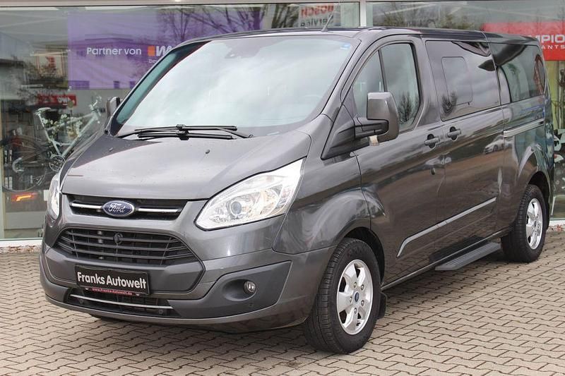 Gebraucht Ford Tourneo Titanium 170 PS (125 kW) 2016 Grau Van / Kleinbus