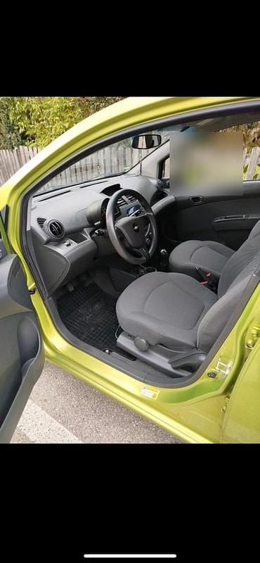 Gebraucht Chevrolet Spark 68 PS (50 kW) 2010 Grün Kleinwagen