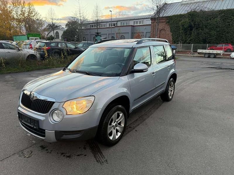 Blau Gebraucht 2009 Skoda Yeti Ambition SUV | 5.500 € (Fairer Preis) - Bild 1/4