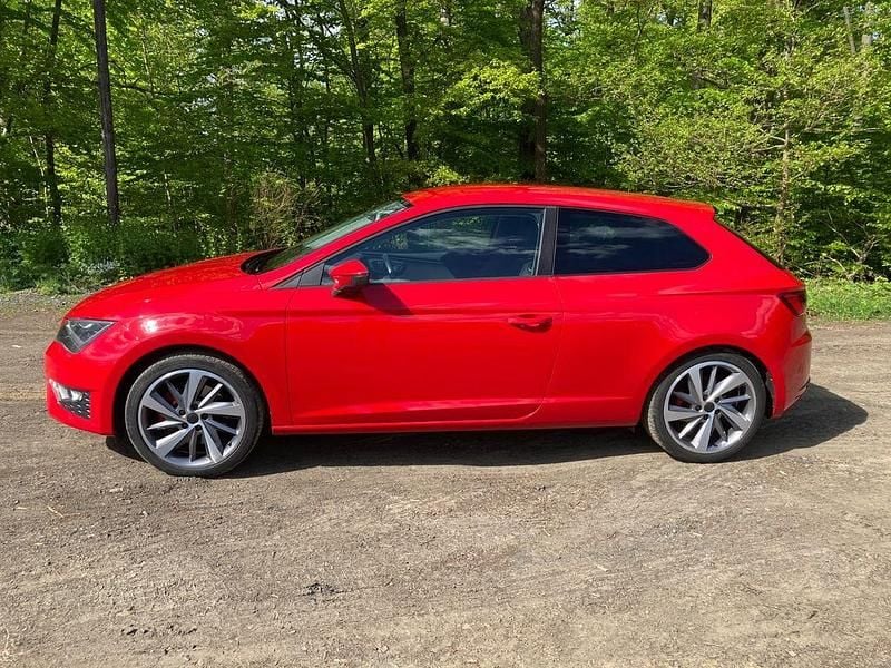 Gebraucht Seat Leon SC FR 179 PS (131 kW) 2013 Rot Kleinwagen