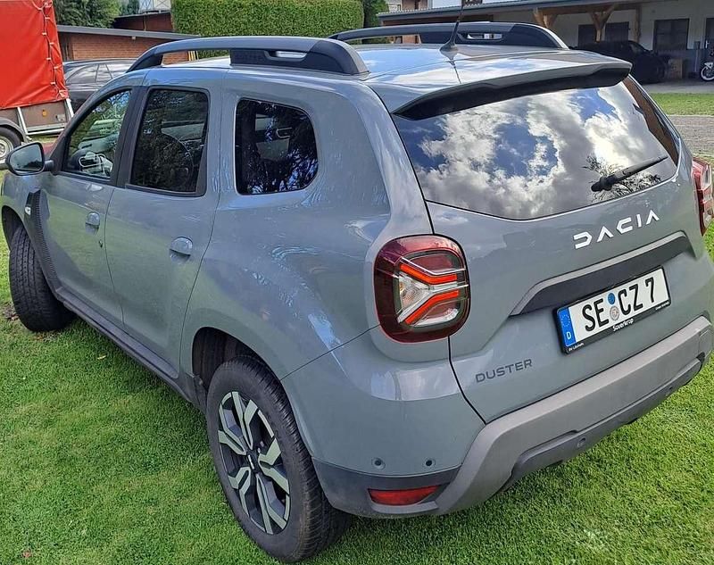 Gebraucht Dacia Duster Journey 101 PS (74 kW) 2023 Grau SUV