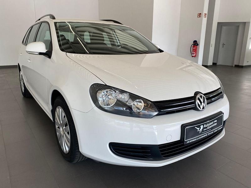 Gebraucht VW Golf VII Trendline 105 PS (77 kW) 2012 Weiß Kombi