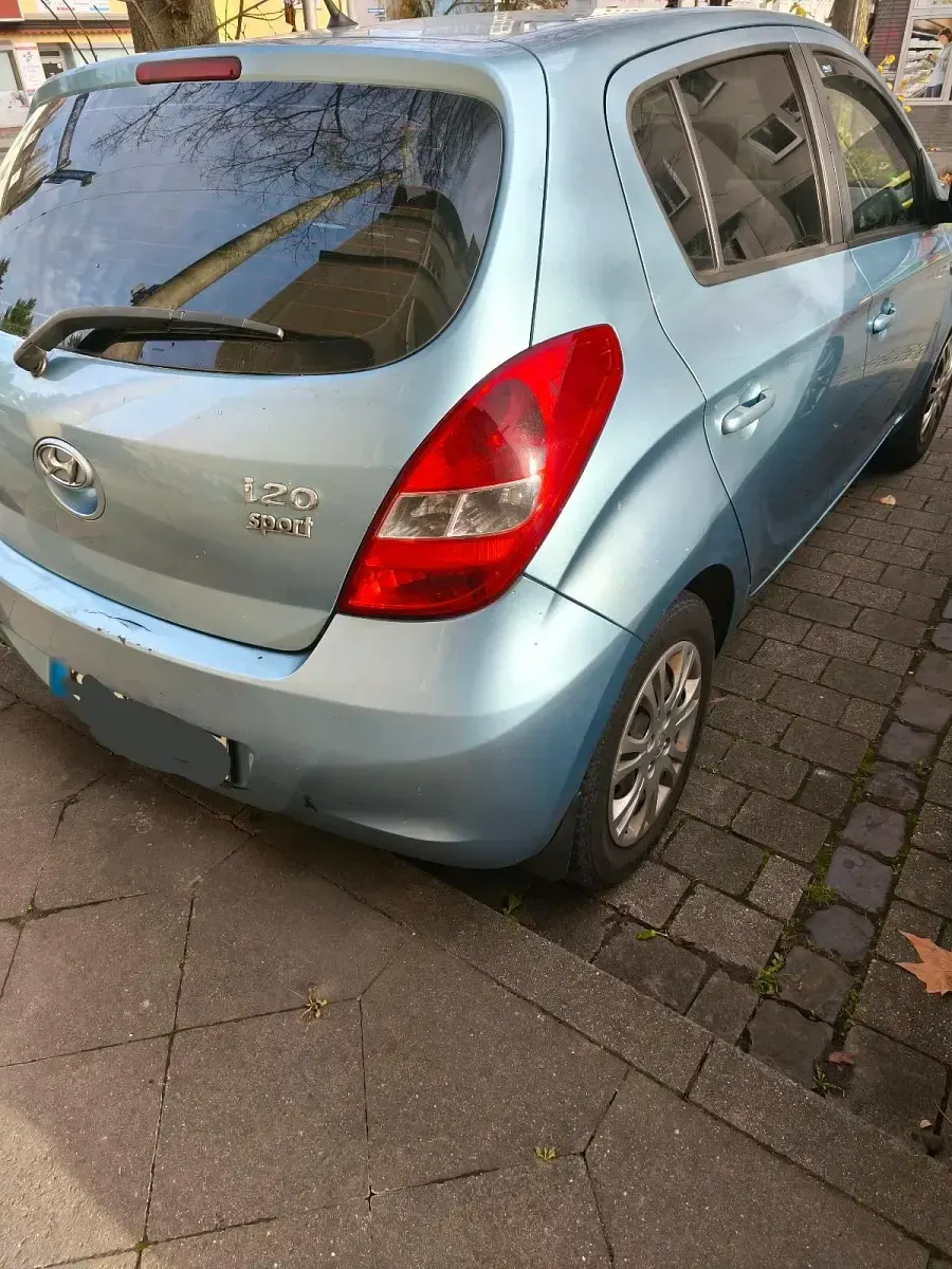 Gebraucht Hyundai i20 77 PS (56 kW) 2009 Andere farben Kleinwagen