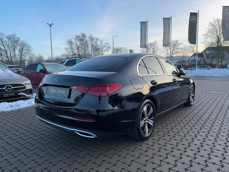 Gebraucht Mercedes C180 Avantgarde 170 PS (125 kW) 2024 Schwarz Limousine