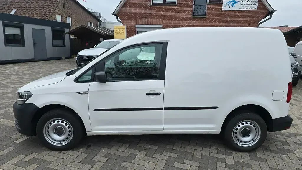 Gebraucht VW Caddy 75 PS (55 kW) 2020 Weiß Van / Kleinbus