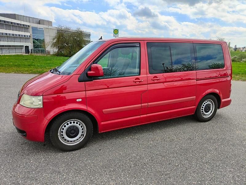 Rot Gebraucht 2004 VW T5 Highline Van | 6.250 € - Bild 1/4