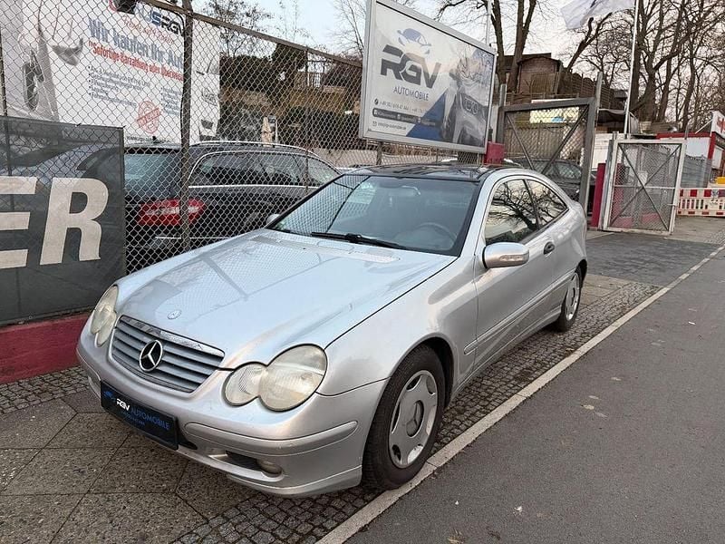 Silber Gebraucht 2002 Mercedes C180 Coupé | 1.980 € (Guter Preis) - Bild 1/4