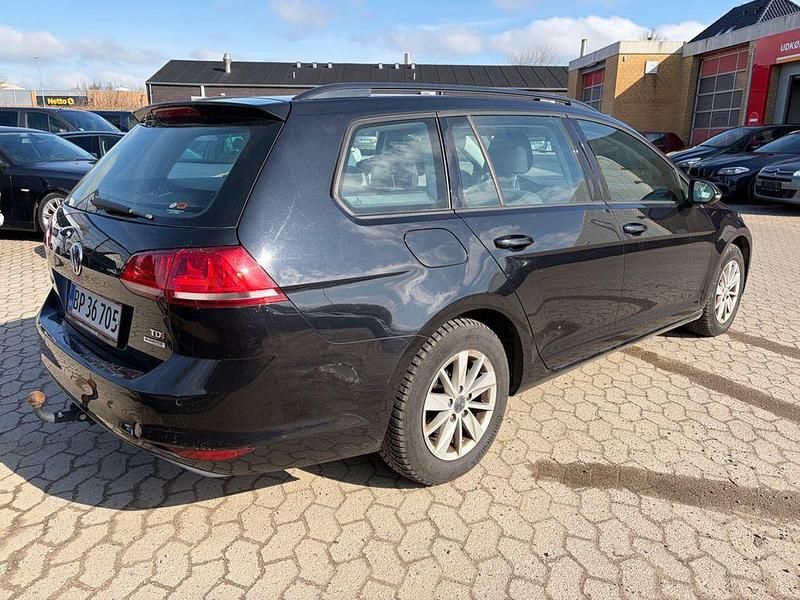 Gebraucht VW Golf VII 105 PS (77 kW) 2014 Schwarz Kombi