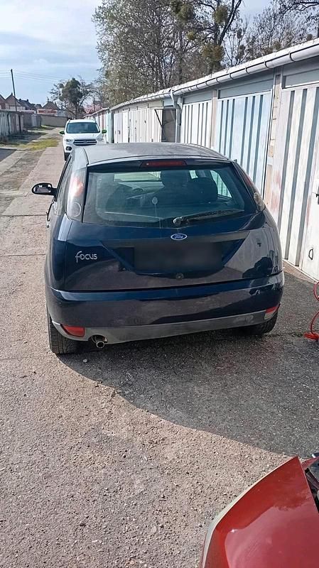 Gebraucht Ford Focus 100 PS (73 kW) 1999 Blau Limousine