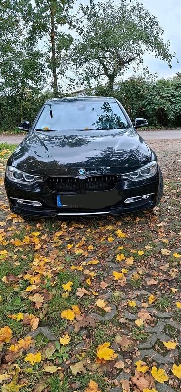 Schwarz Gebraucht 2013 BMW 325 Limousine | 14.300 € (Etwas zu teuer) - Bild 1/4