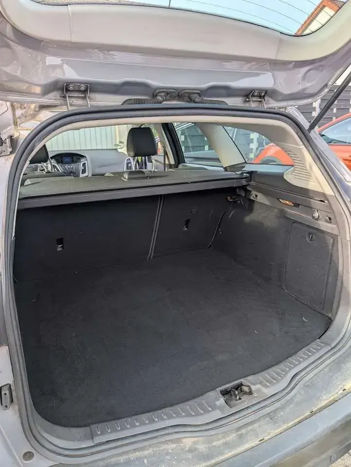 Gebraucht Ford Focus Trend 116 PS (85 kW) 2011 Kombi
