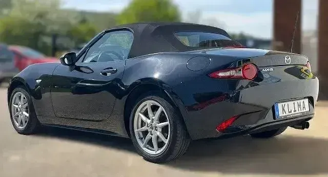 Gebraucht Mazda MX5 Center-Line 131 PS (96 kW) 2016 Schwarz Cabrio