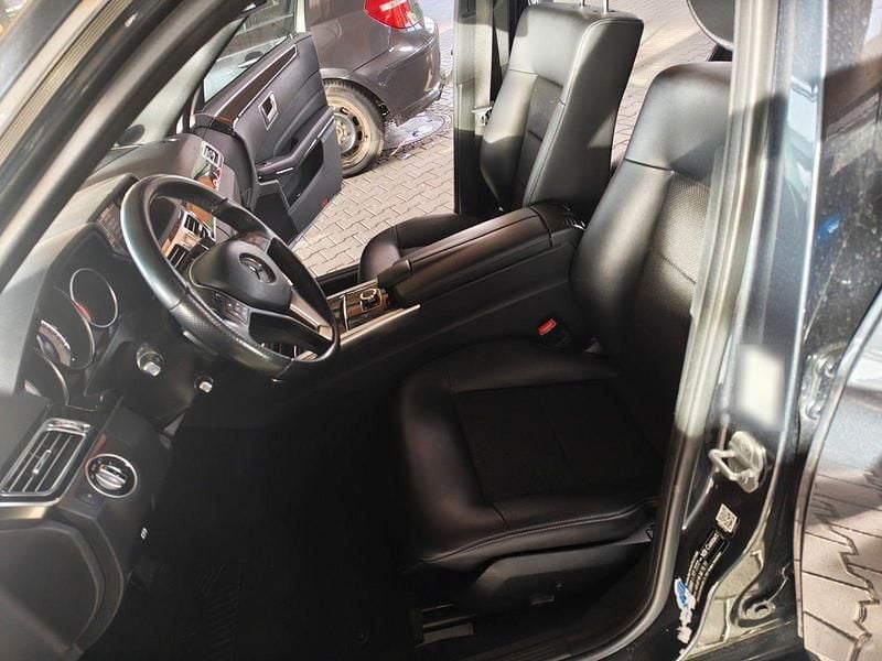 Gebraucht Mercedes E220 Edition 170 PS (125 kW) 2015 Grau Kombi