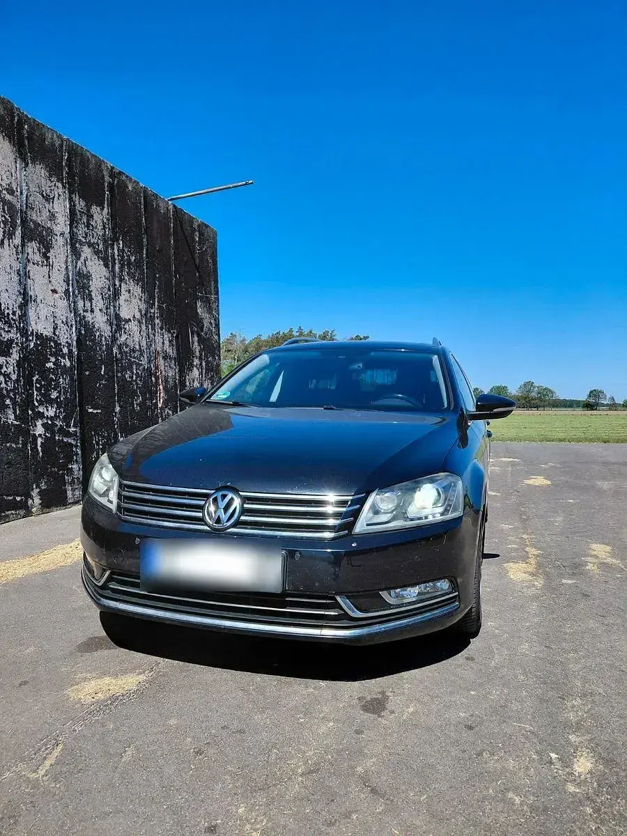 Gebraucht VW Passat Exclusive 170 PS (125 kW) 2011 Schwarz Kombi