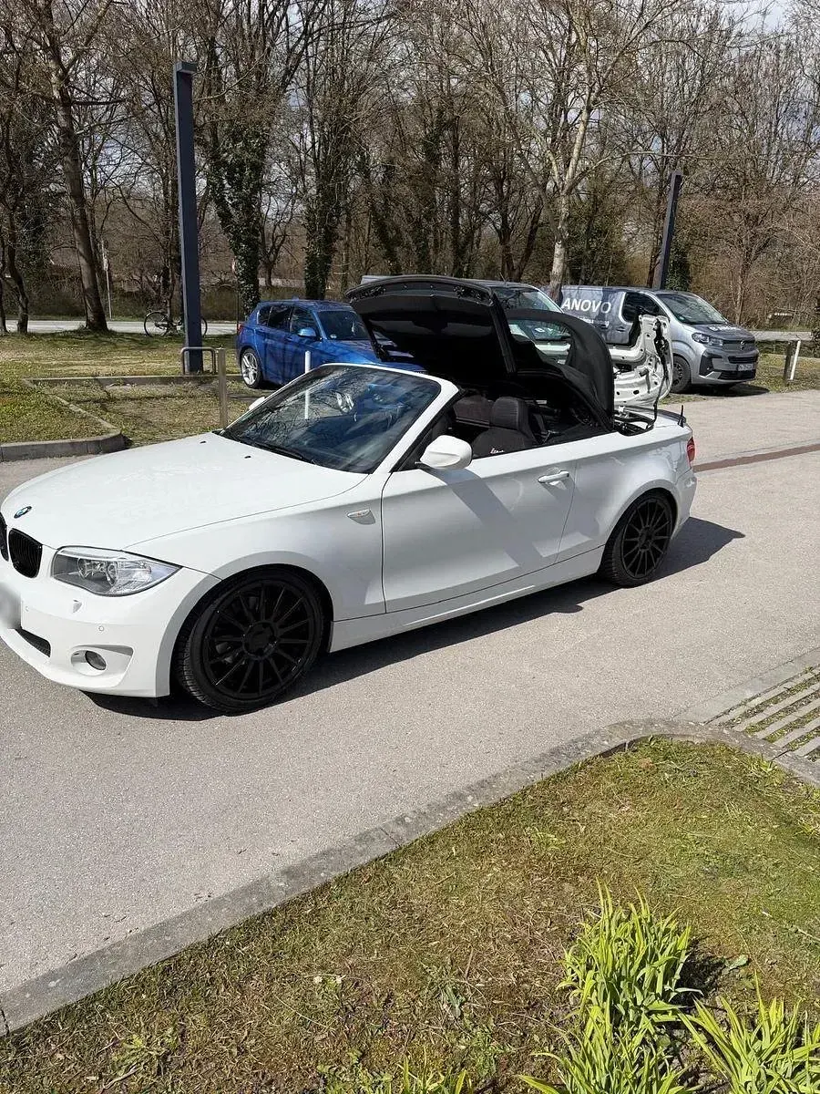 Gebraucht BMW 118 Cabriolet Performance 143 PS (105 kW) 2011 Weiß Cabrio