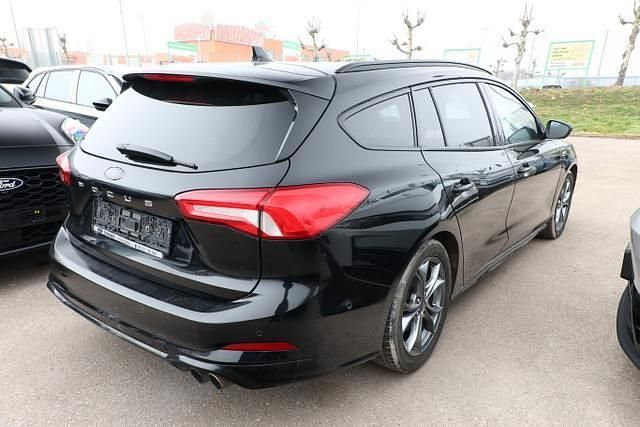 Gebraucht Ford Focus ST-Line 150 PS (110 kW) 2019 Iridiumschwarz metallic iridiumschwarz metallic Kombi