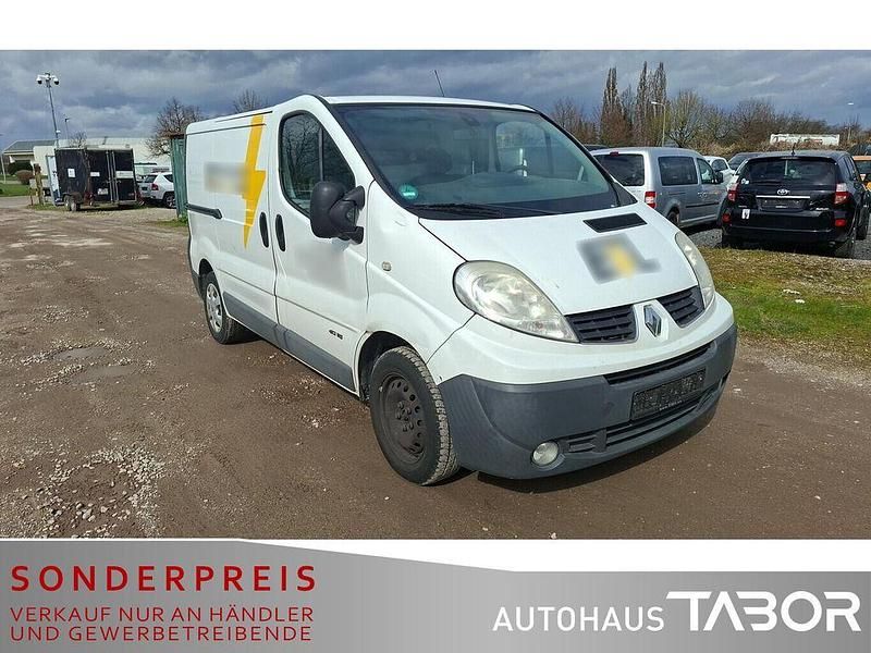 Gebraucht Renault Trafic 114 PS (83 kW) 2013 Weiss casablanca Van / Kleinbus