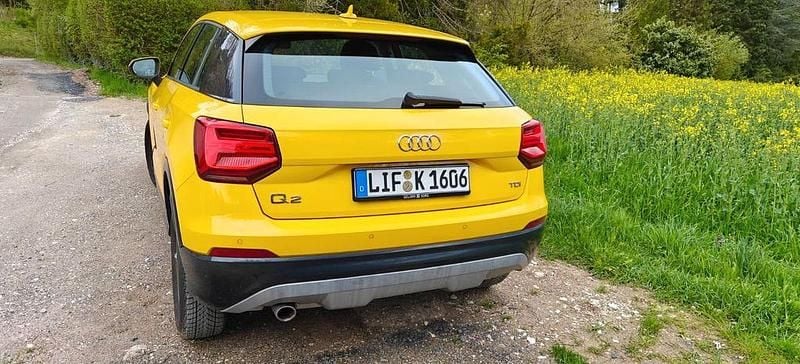 Używany Audi Q2 120 KM (88 kW) 2017 Żółty SUV