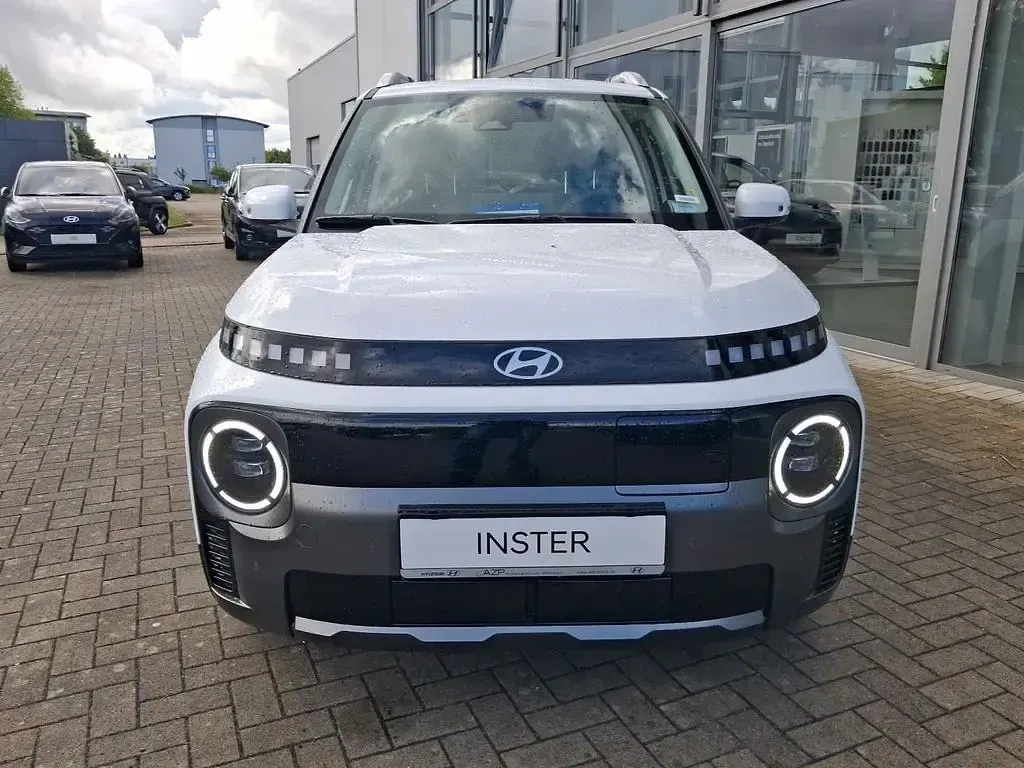 Neu Hyundai Inster 85 kW (116 PS) 2026 Atlas white Kleinwagen