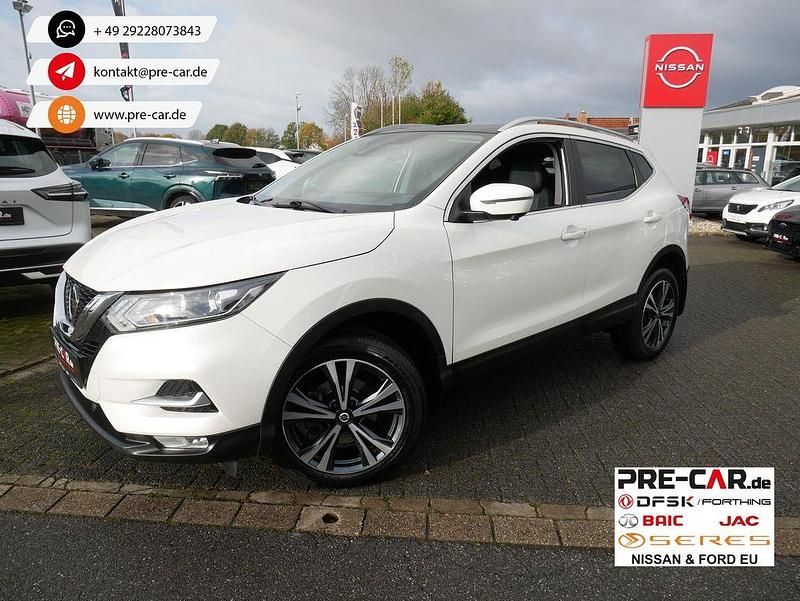 Weiss Gebraucht 2019 Nissan Qashqai N-Connecta SUV | 16.950 € (Fairer Preis) - Bild 1/3