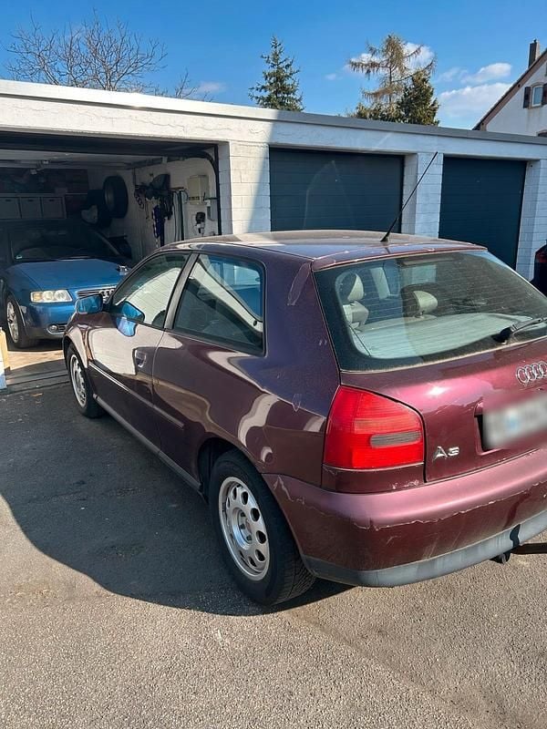 Gebraucht Audi A3 125 PS (91 kW) 1997 Rot Kleinwagen