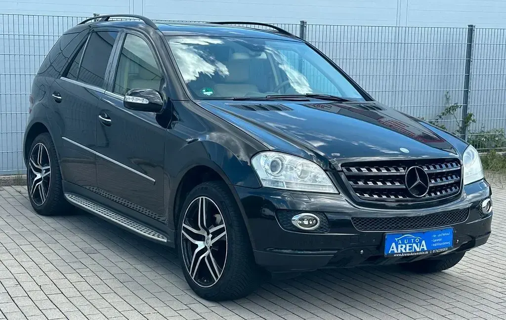 Gebraucht Mercedes ML350 272 PS (200 kW) 2006 Schwarz SUV