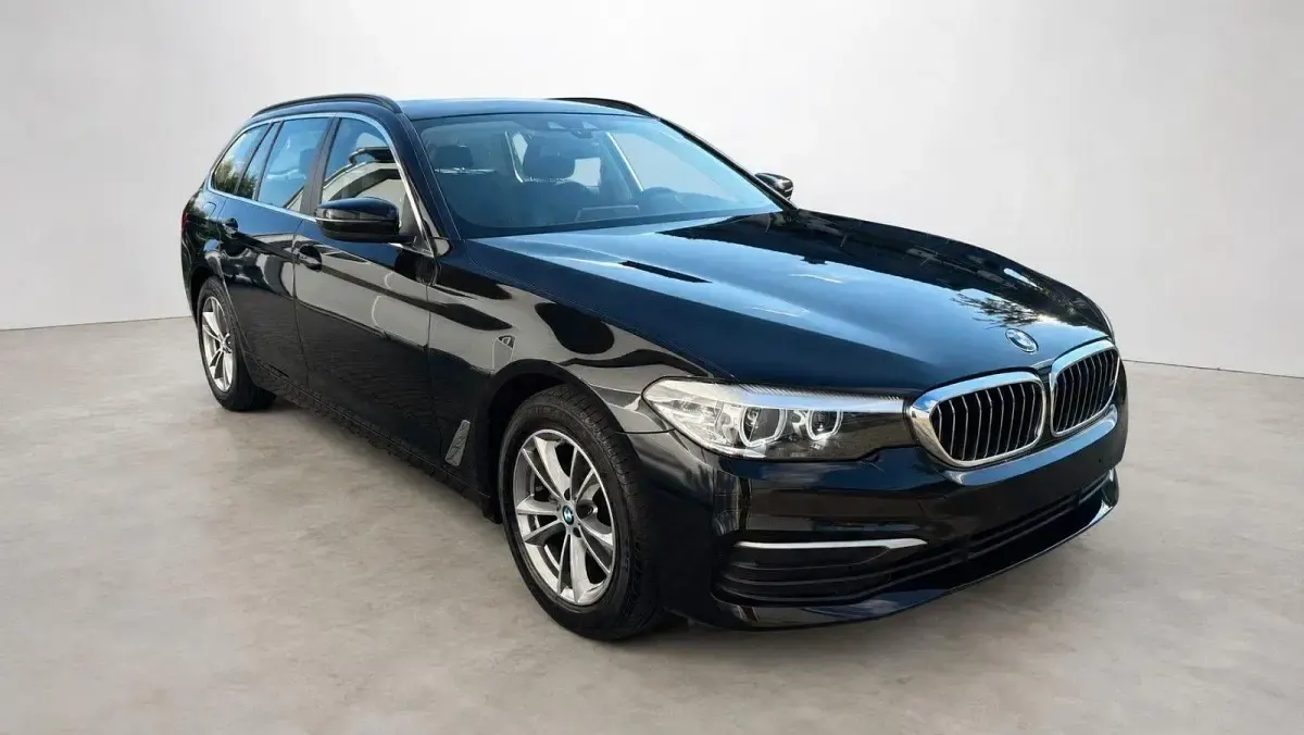 Gebraucht BMW 520 Performance 190 PS (139 kW) 2017 Schwarz Kombi