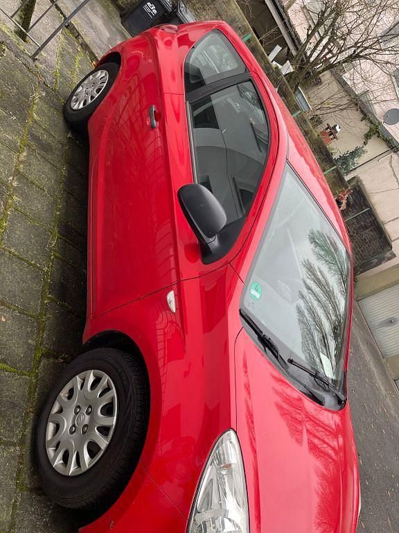 Gebraucht Hyundai i20 Classic 77 PS (56 kW) 2009 Rot Kleinwagen
