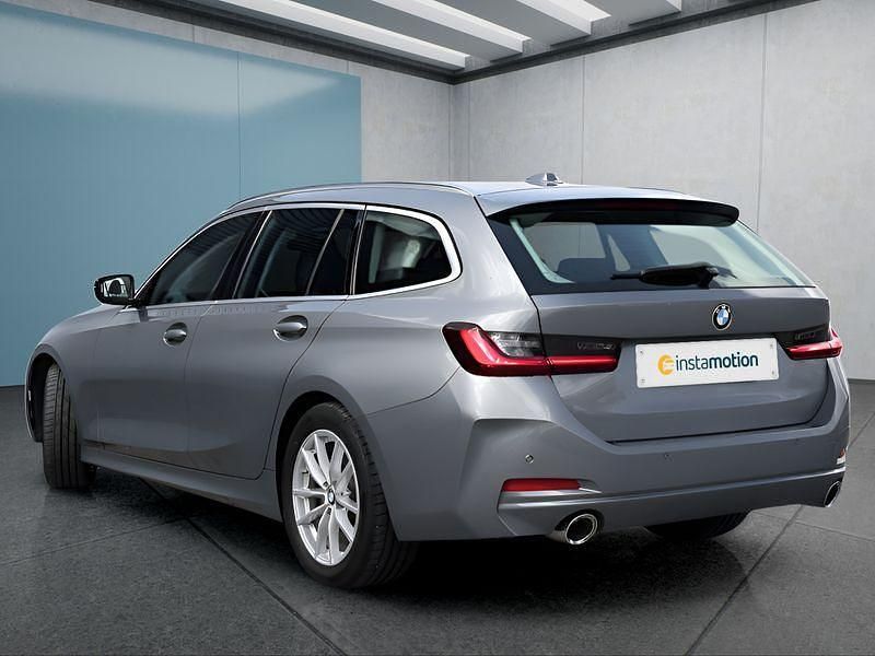 Gebraucht BMW 320 184 PS (135 kW) 2023 Grau Kombi