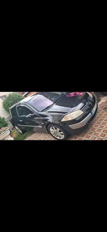 Gebraucht Renault Mégane II 113 PS (83 kW) 2003 Schwarz Kleinwagen