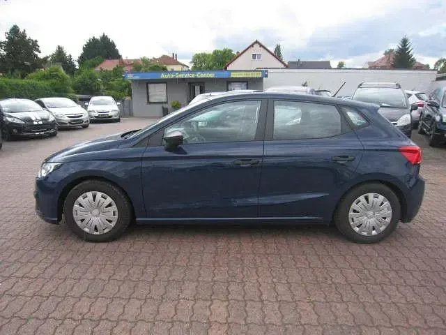 Gebraucht Seat Ibiza Reference 75 PS (55 kW) 2017 Blau Limousine