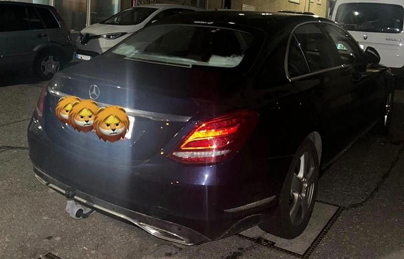 Gebraucht Mercedes C250 Avantgarde 211 PS (155 kW) 2015 Blau Limousine