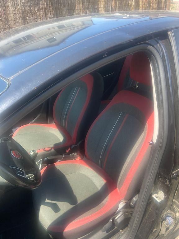 Schwarz Gebraucht 2012 Fiat Grande Punto Kleinwagen | 2.500 € (Fairer Preis) - Bild 1/4