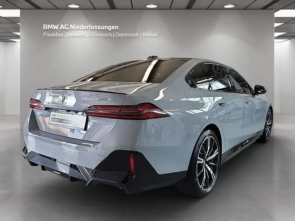 Gebraucht BMW i5 M Sport 250 kW (340 PS) 2024 Grau Limousine