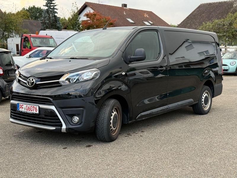 Schwarz Gebraucht 2022 Toyota Proace Van | 15.400 € (Superpreis) - Bild 1/4