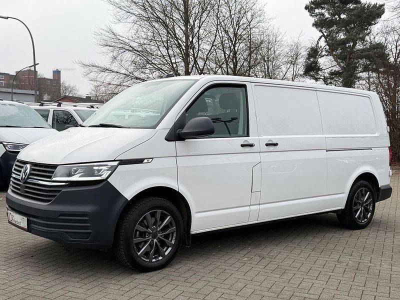Weiß Gebraucht 2023 VW Transporter Van | 33.915 € (Fairer Preis) - Bild 1/4