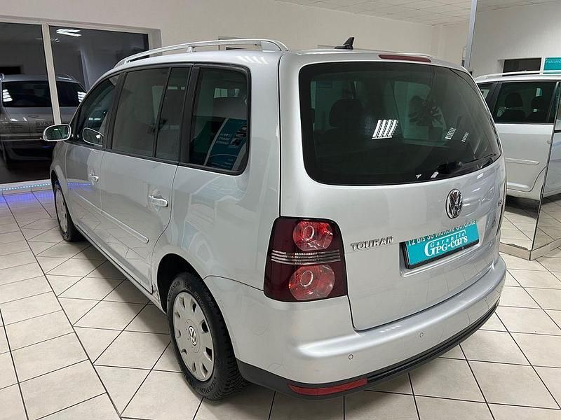 Gebraucht VW Touran Highline 140 PS (102 kW) 2007 Silber Van / Kleinbus