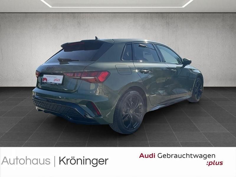 Gebraucht Audi A3 S-Line 116 PS (85 kW) 2025 Grün Limousine
