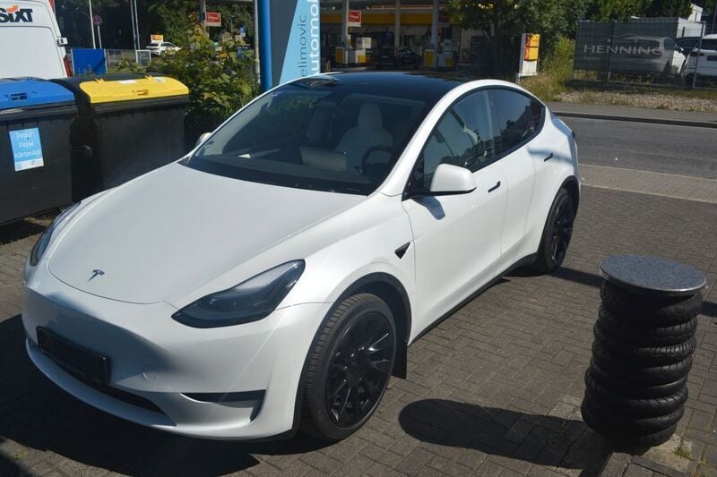 Gebraucht 2023 Tesla Model Y SUV | 28.950 € (Superpreis) - Bild 1/4