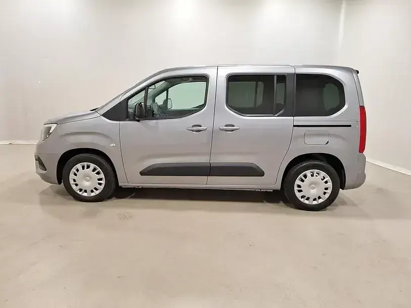Gebraucht Opel Combo Life Elegance 131 PS (96 kW) 2022 Kontrast grau/quarz silber Van / Kleinbus