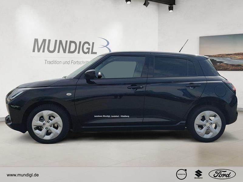 Gebraucht Suzuki Swift Comfort 83 PS (61 kW) 2025 Schwarz Kleinwagen
